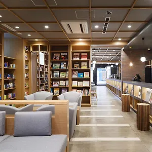 Lamp Light Books Giappone