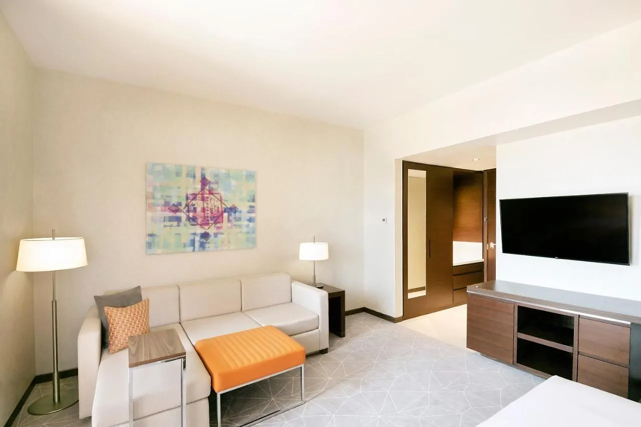 Hyatt Place Dubai Wasl District Residences 4*,